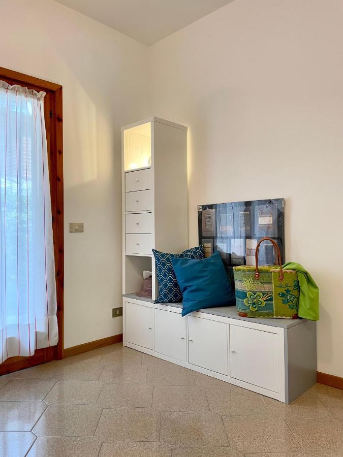 Residenza Mayla Villa ลินญาโน ซับเบียโดโร ภายนอก รูปภาพ